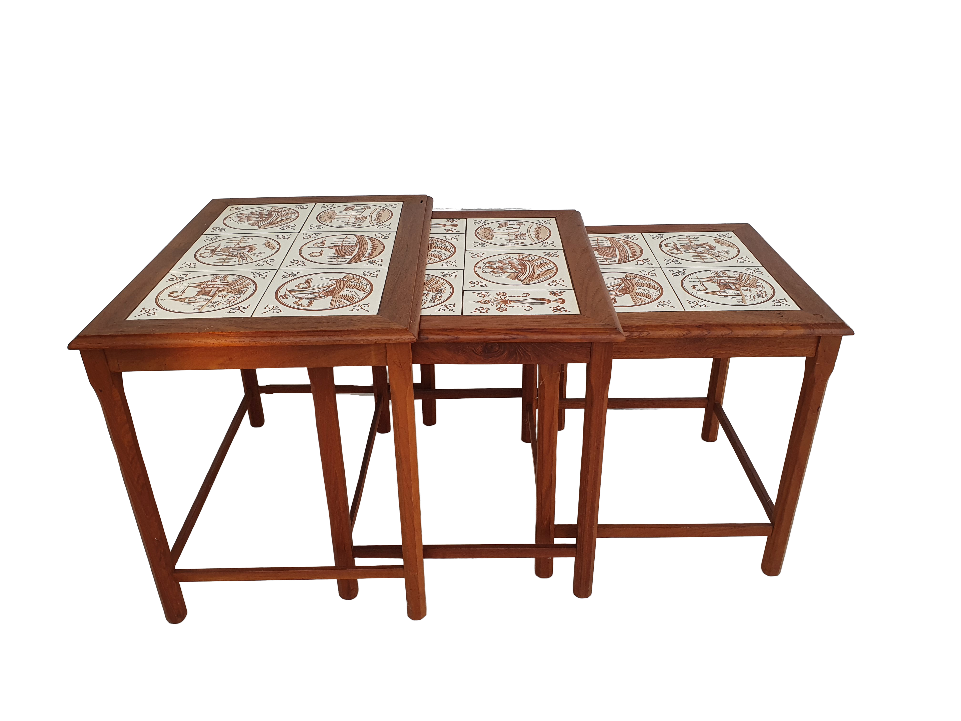 Side bord, Dansk design, håndmalet keramiske fliser, teaktræ 60'ere
