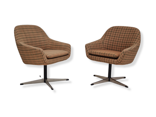 Poltrona girevole danese, anni '70 da ristrutturare Skaven