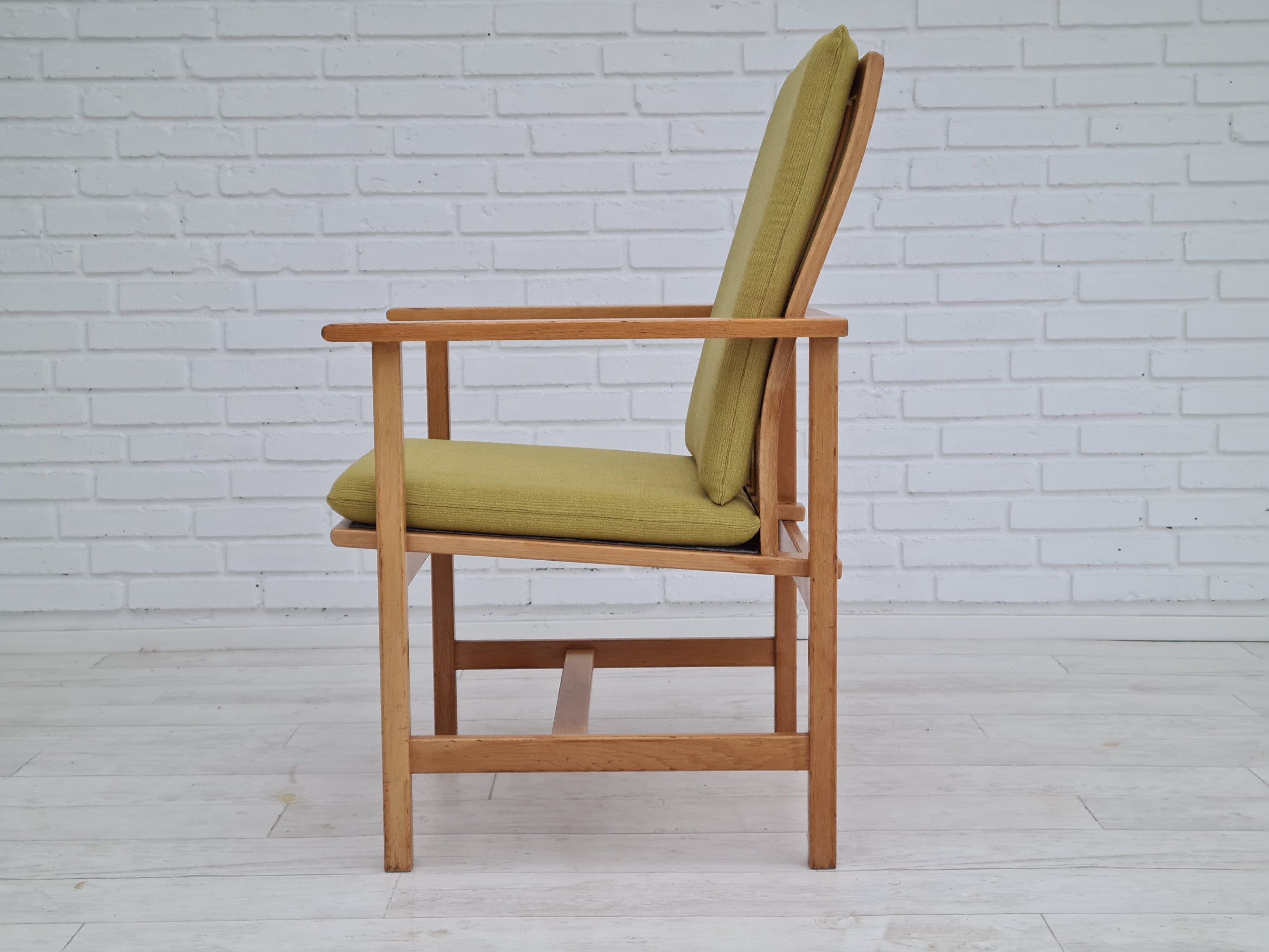 Dansk design, Børge Mogensen, total renoveret lænestol, 80erne, møbeluld, egtræ
