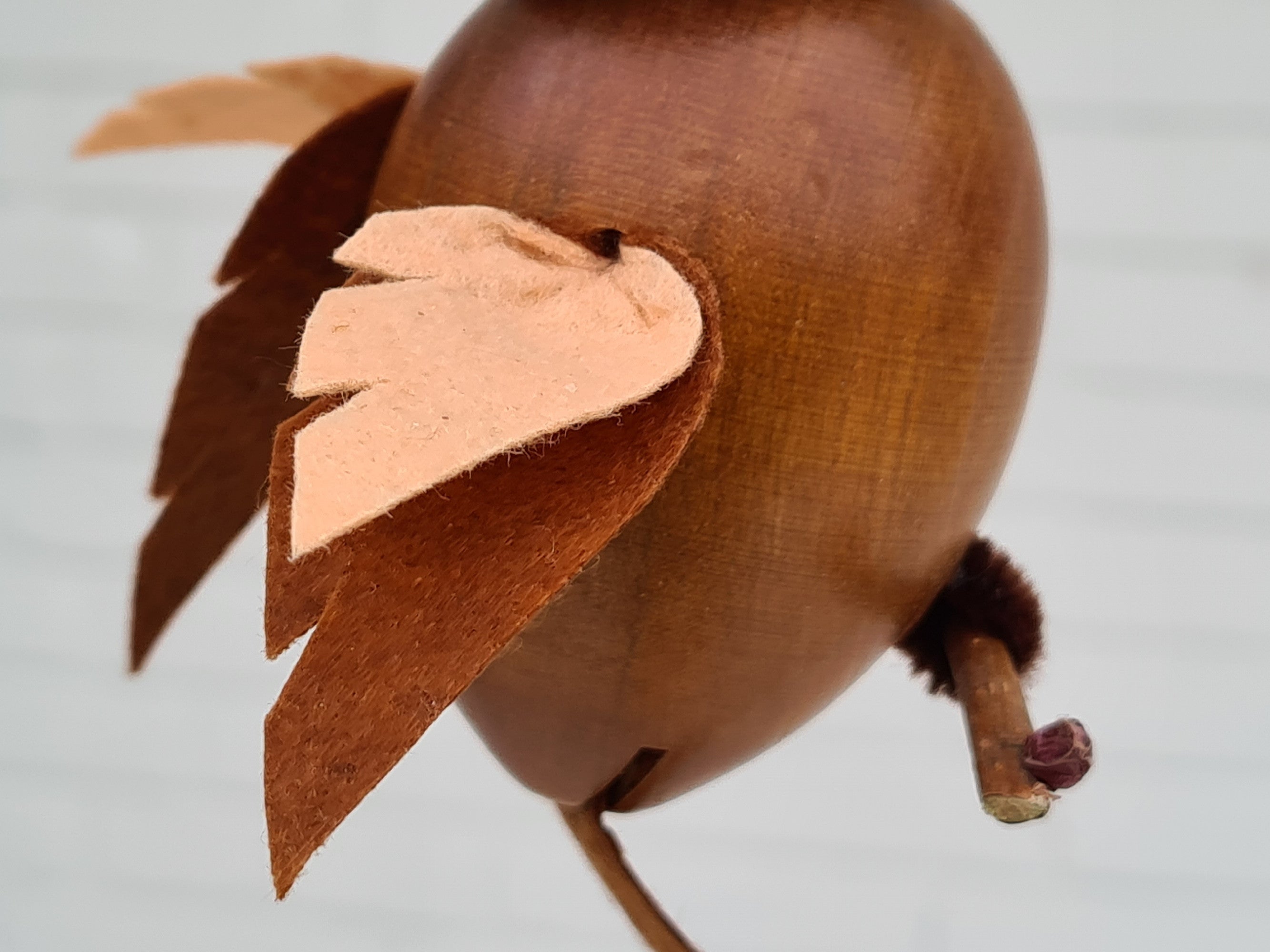 Hængende dekorativ figur, Ugle "Søren", bøgetræ